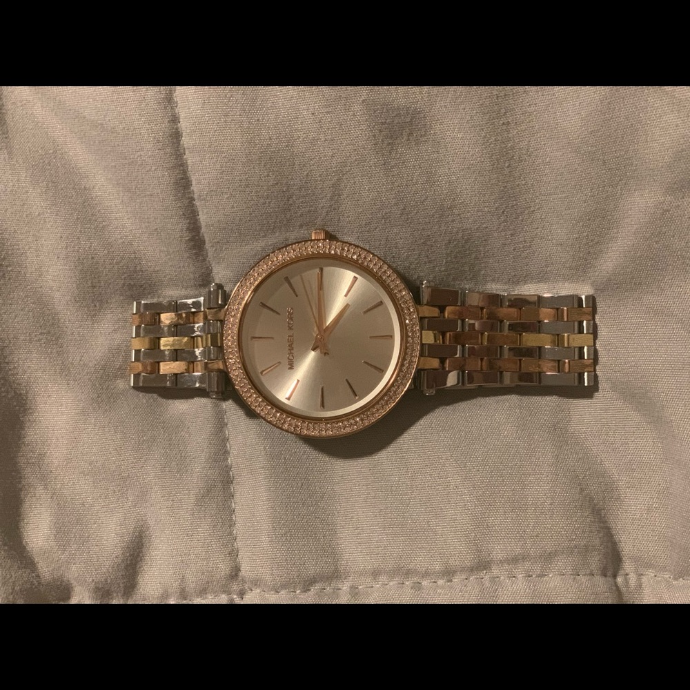 Authentic Michael Kors Darci Women’s Watch - Picture 7 of 8
